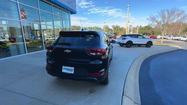 new 2025 Chevrolet TrailBlazer car, priced at $25,285