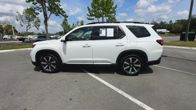 used 2024 Honda Pilot car, priced at $42,998