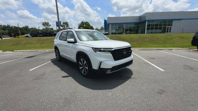 used 2024 Honda Pilot car, priced at $42,998