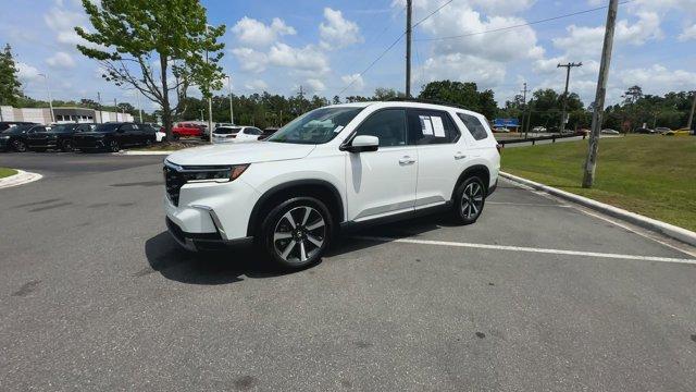 used 2024 Honda Pilot car, priced at $42,998