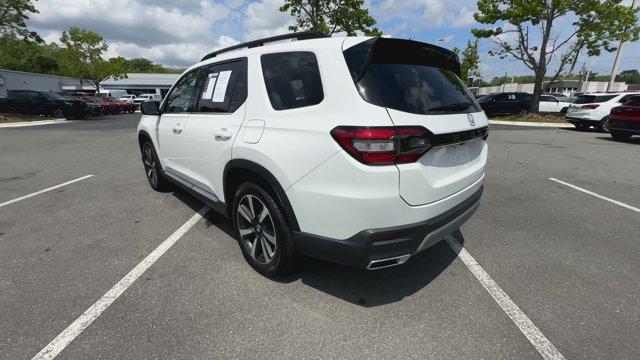 used 2024 Honda Pilot car, priced at $42,998