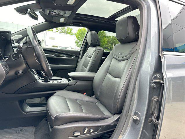 used 2021 Cadillac XT5 car, priced at $34,995