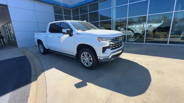 new 2025 Chevrolet Silverado 1500 car, priced at $69,734