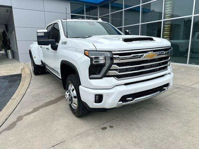 new 2025 Chevrolet Silverado 3500 car, priced at $91,764