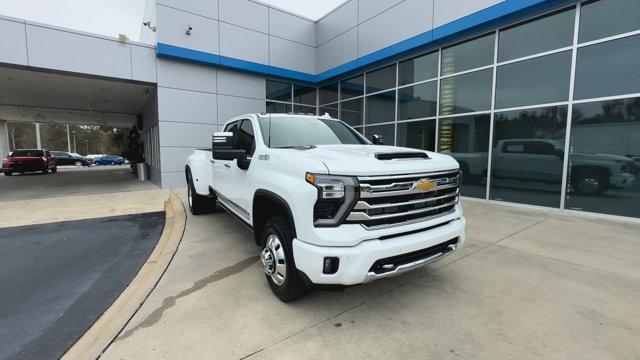 new 2025 Chevrolet Silverado 3500 car, priced at $91,764