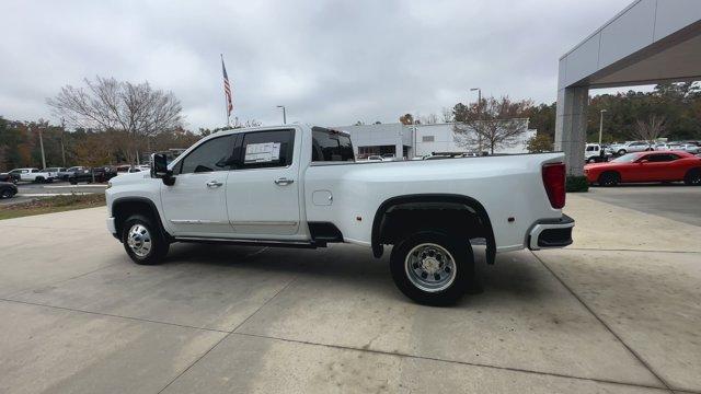 new 2025 Chevrolet Silverado 3500 car, priced at $91,764