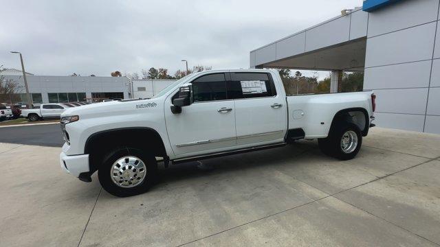 new 2025 Chevrolet Silverado 3500 car, priced at $91,764