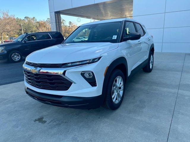 new 2025 Chevrolet TrailBlazer car, priced at $27,285