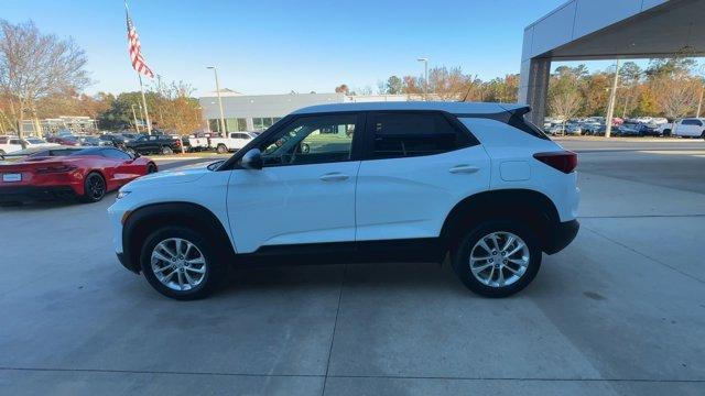 new 2025 Chevrolet TrailBlazer car, priced at $27,285