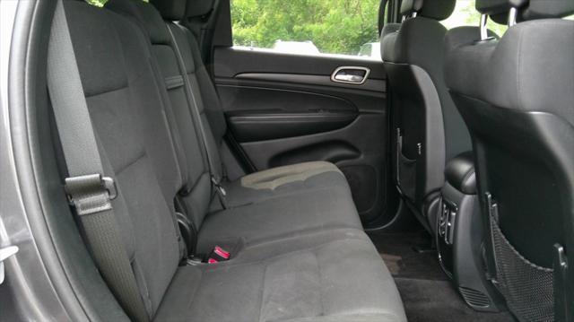 used 2017 Jeep Grand Cherokee car, priced at $16,495