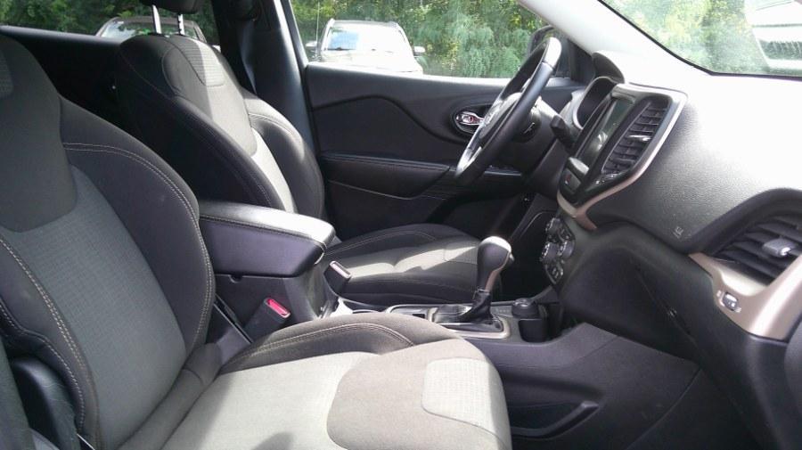 used 2017 Jeep Cherokee car, priced at $17,995