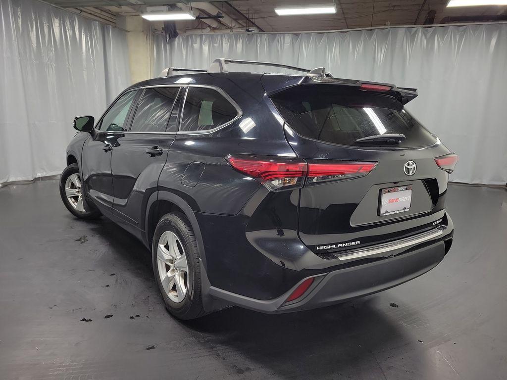 used 2022 Toyota Highlander car, priced at $23,995