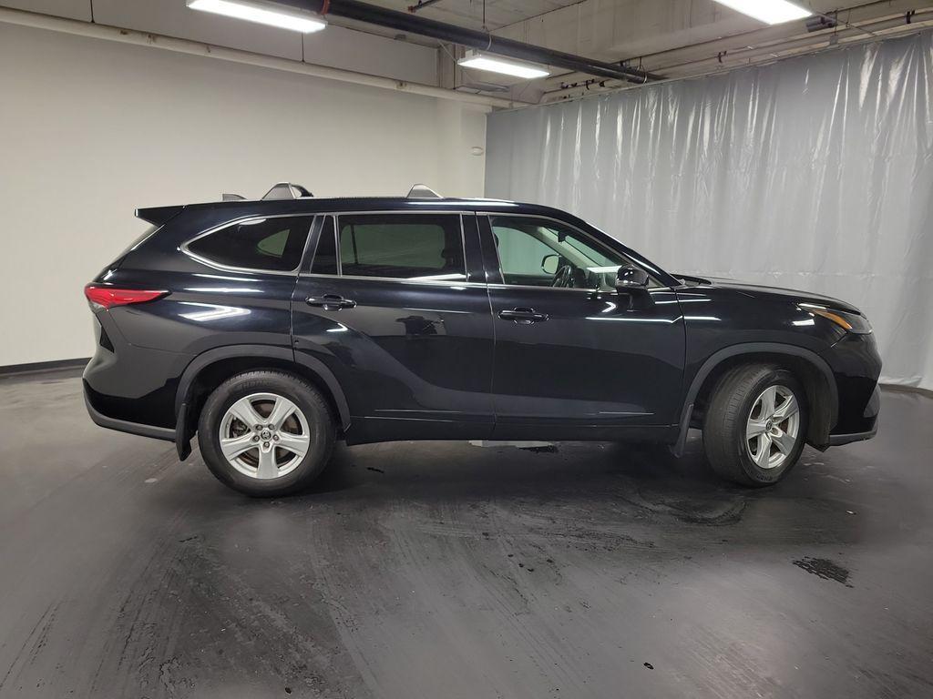 used 2022 Toyota Highlander car, priced at $23,995