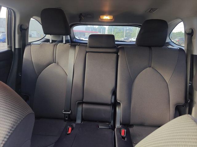 used 2023 Toyota Highlander car, priced at $32,995