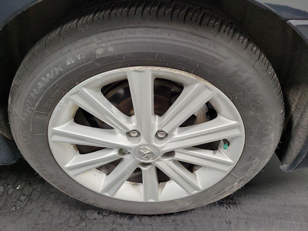used 2013 Toyota Camry Hybrid car, priced at $10,500