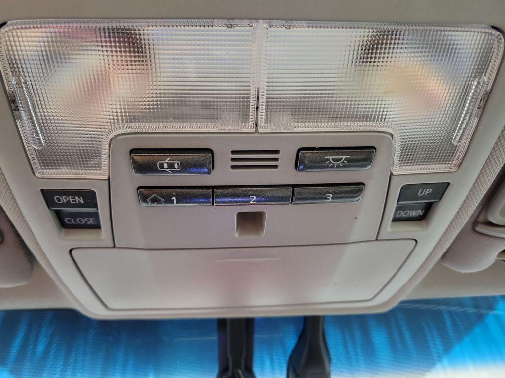 used 2013 Toyota Camry Hybrid car, priced at $10,500