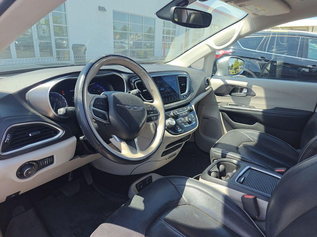 used 2018 Chrysler Pacifica car, priced at $14,995