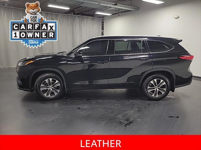 used 2022 Toyota Highlander car, priced at $31,995