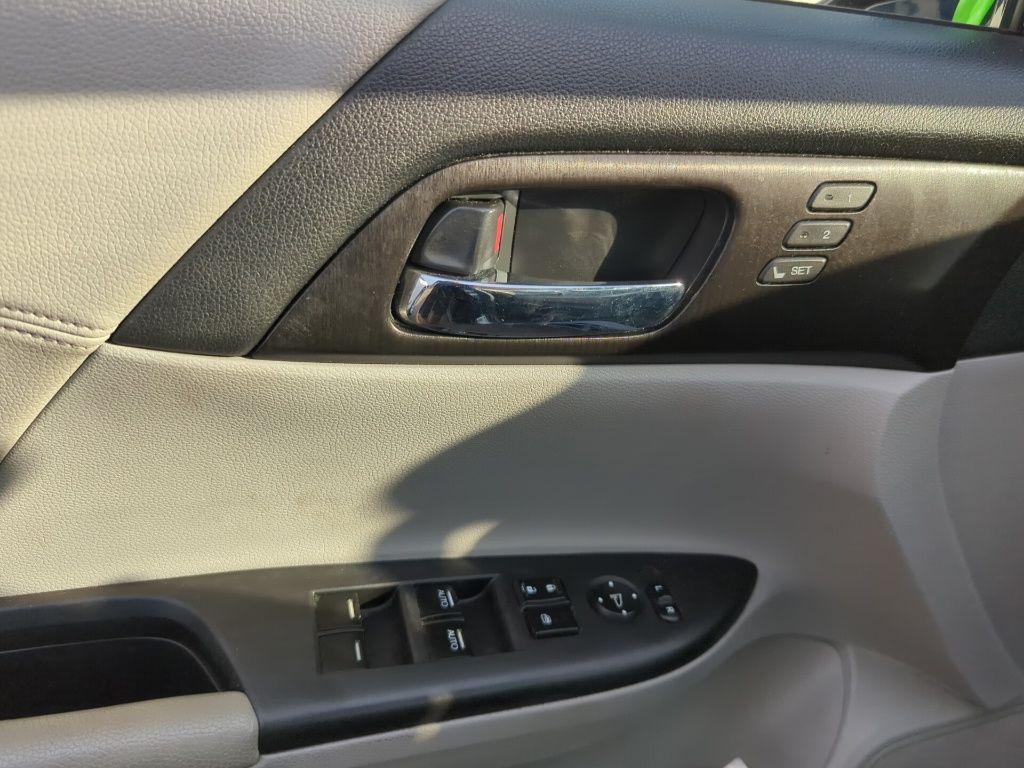 used 2013 Honda Accord car, priced at $10,995
