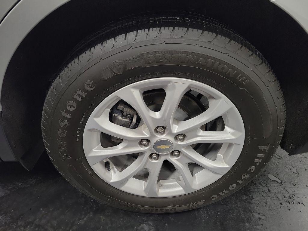 used 2021 Chevrolet Equinox car, priced at $13,995