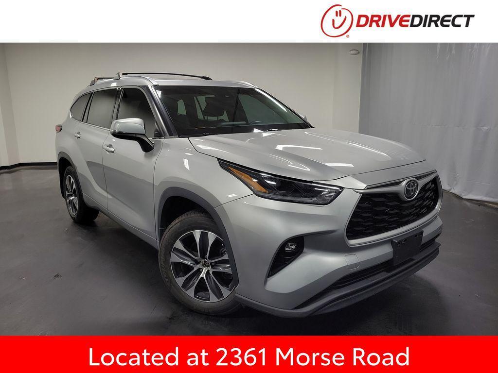 used 2021 Toyota Highlander car, priced at $31,995