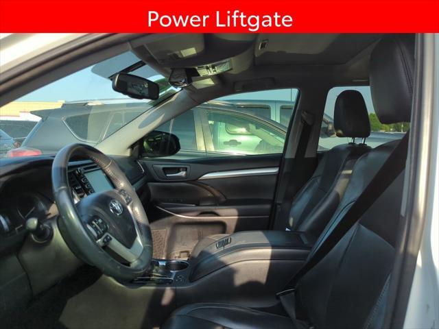 used 2016 Toyota Highlander car, priced at $14,995