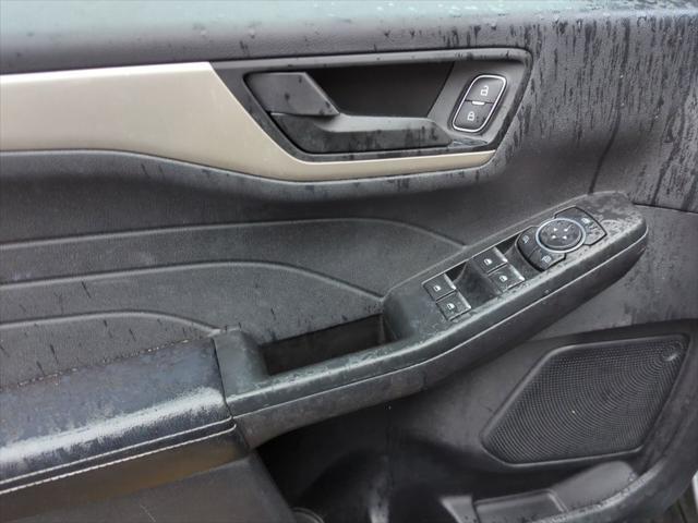 used 2022 Ford Escape car, priced at $19,995
