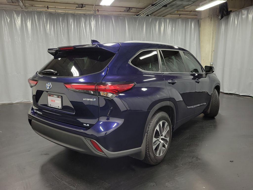 used 2023 Toyota Highlander Hybrid car, priced at $31,995