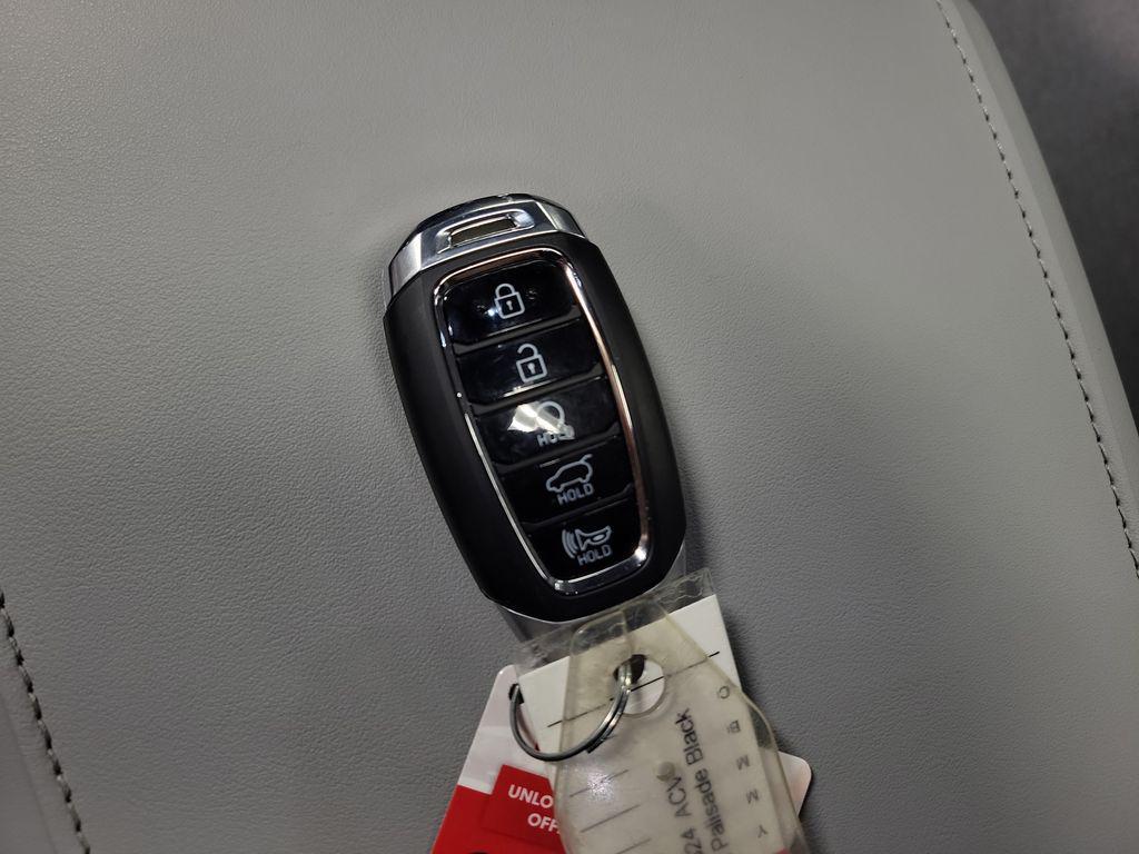 used 2021 Hyundai Palisade car, priced at $20,995