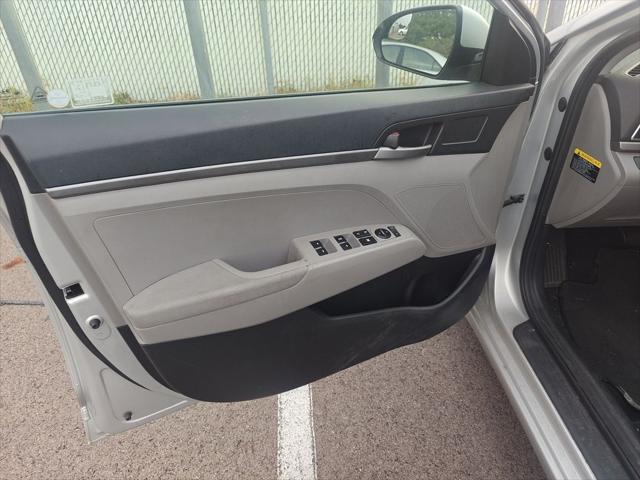used 2017 Hyundai Elantra car