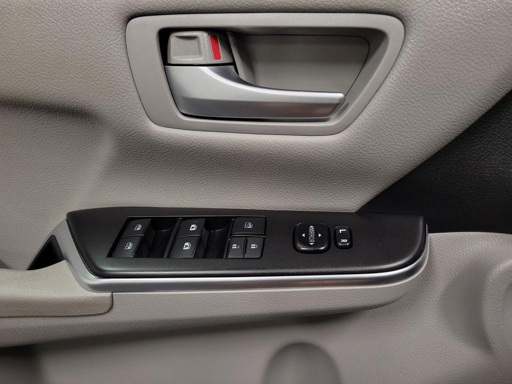 used 2017 Toyota Camry Hybrid car, priced at $14,995