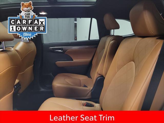 used 2023 Toyota Highlander car, priced at $44,500