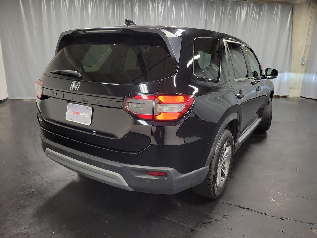 used 2023 Honda Pilot car, priced at $37,995