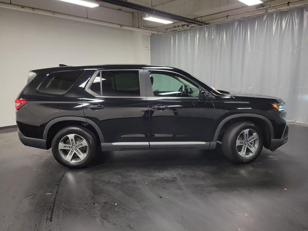 used 2023 Honda Pilot car, priced at $37,995