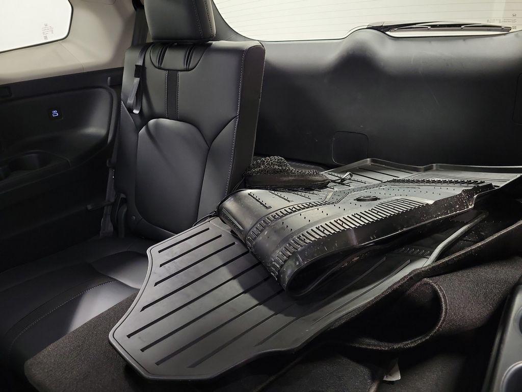 used 2023 Honda Pilot car, priced at $37,995