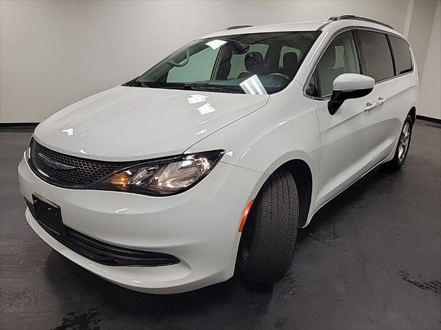 used 2018 Chrysler Pacifica car, priced at $15,500