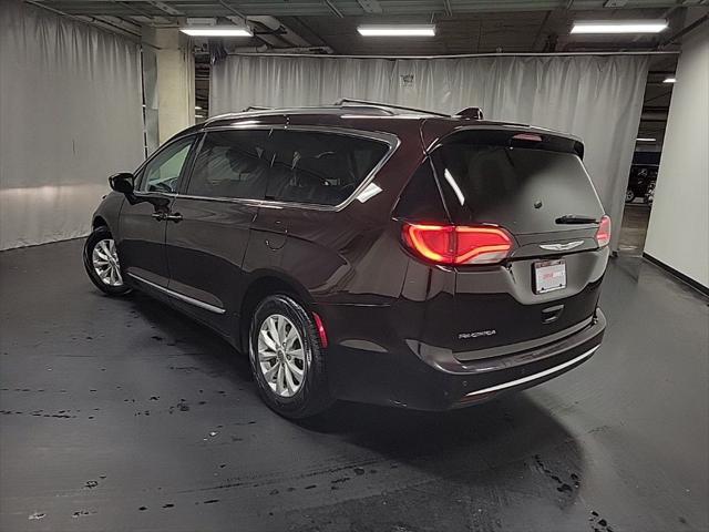 used 2017 Chrysler Pacifica car, priced at $11,995