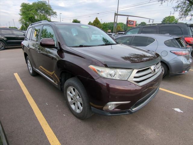 used 2013 Toyota Highlander car, priced at $12,995
