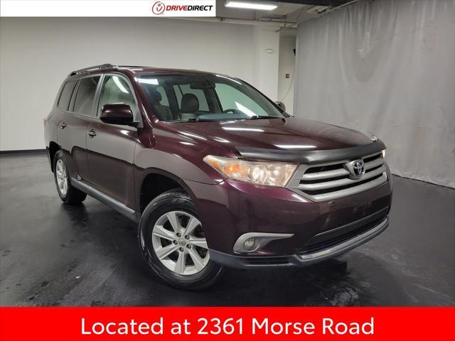 used 2013 Toyota Highlander car, priced at $12,995