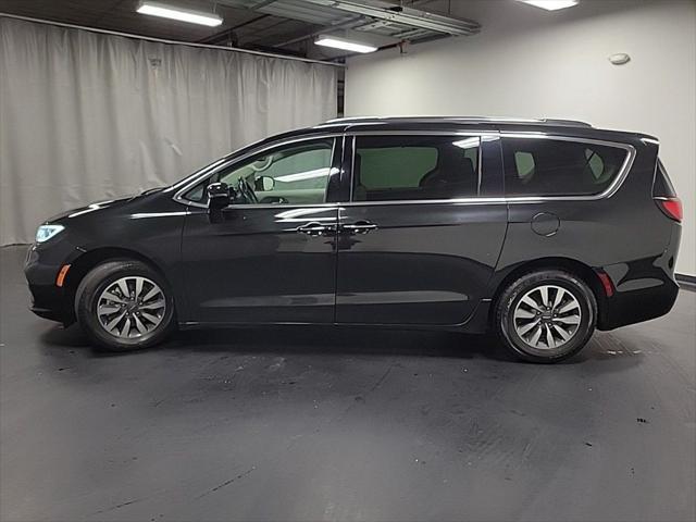 used 2021 Chrysler Pacifica car, priced at $19,995