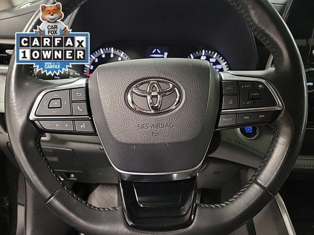 used 2021 Toyota Highlander car, priced at $25,995