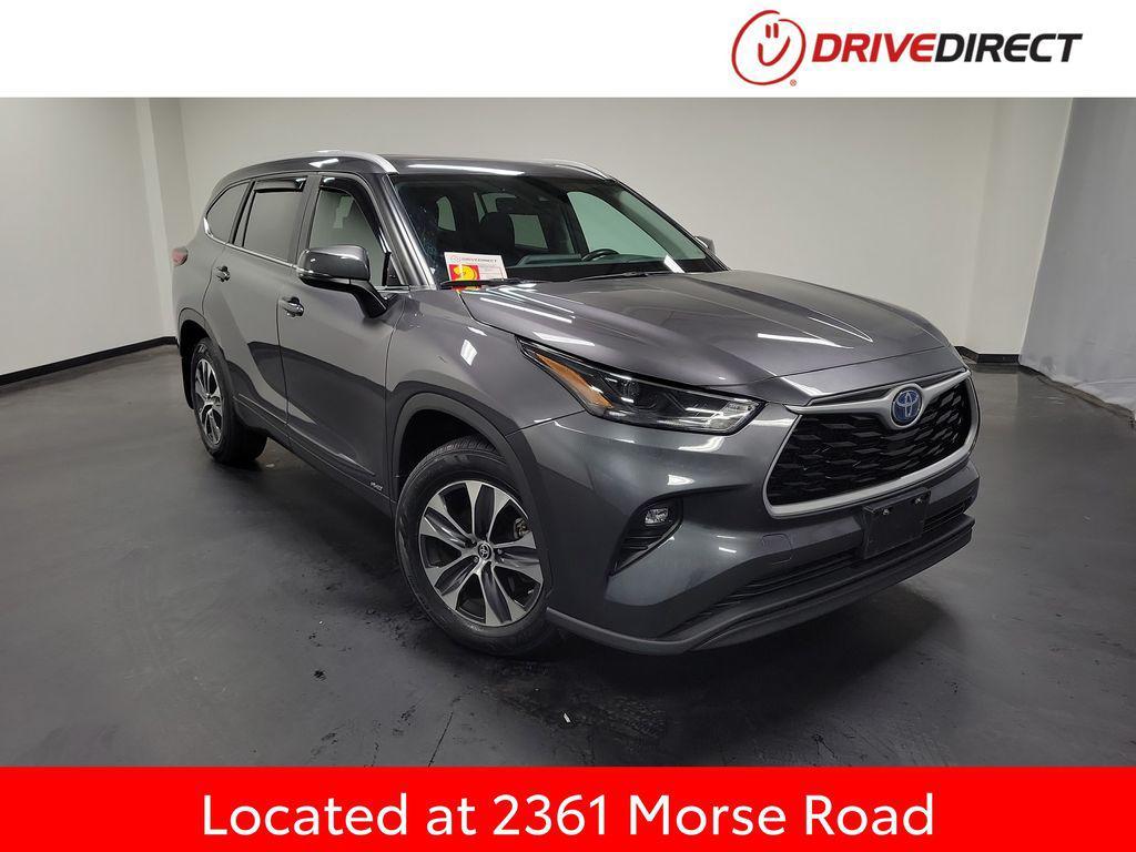 used 2023 Toyota Highlander Hybrid car, priced at $30,995