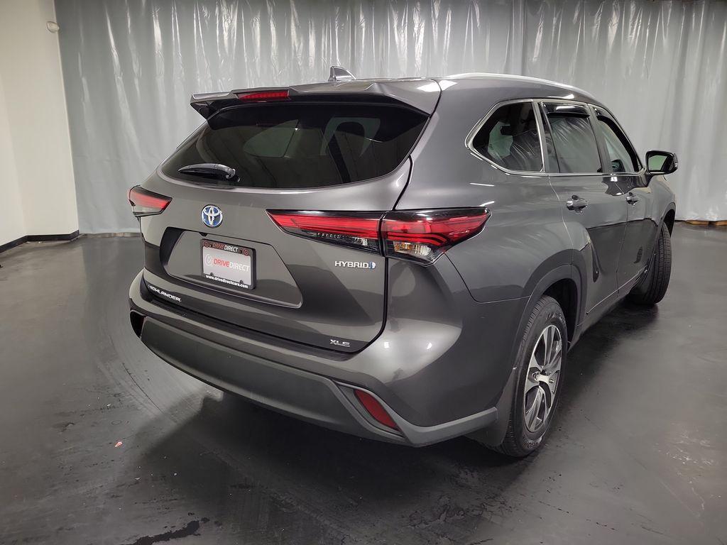 used 2023 Toyota Highlander Hybrid car, priced at $30,995