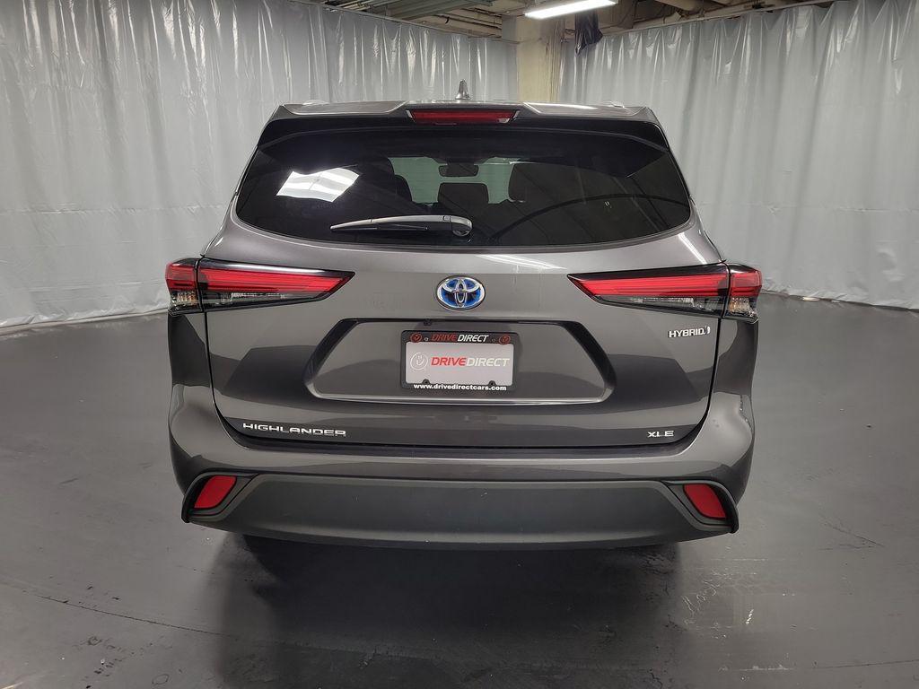 used 2023 Toyota Highlander Hybrid car, priced at $30,995
