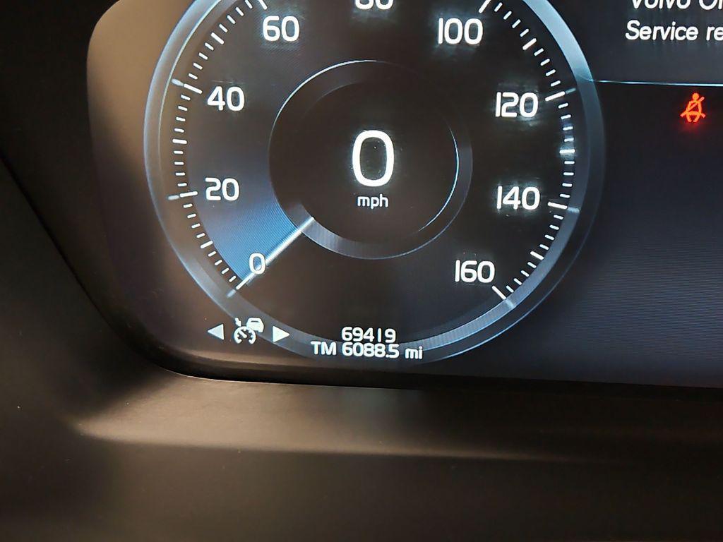 used 2018 Volvo XC90 car, priced at $18,994