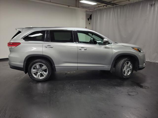 used 2018 Toyota Highlander Hybrid car, priced at $24,995
