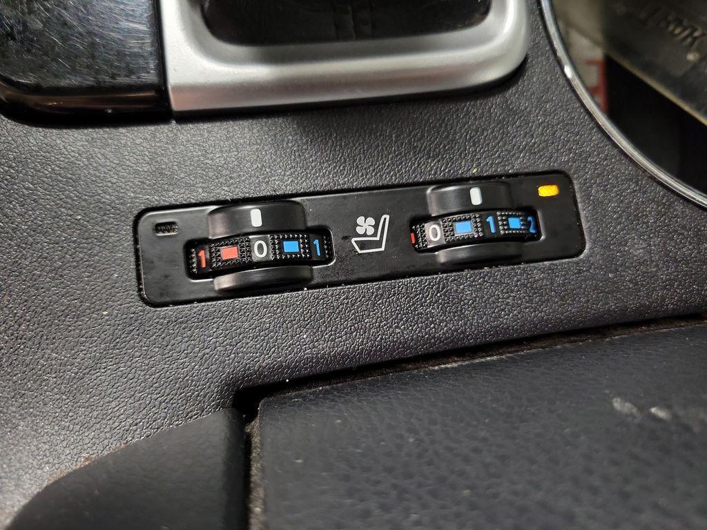 used 2018 Toyota Highlander Hybrid car, priced at $20,500