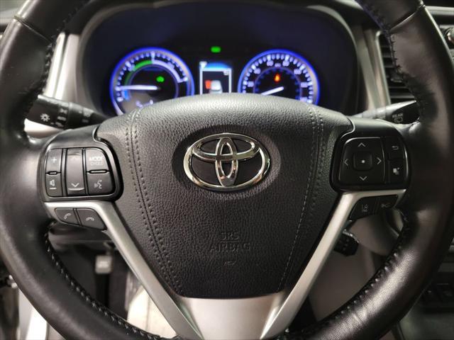 used 2018 Toyota Highlander Hybrid car, priced at $24,995