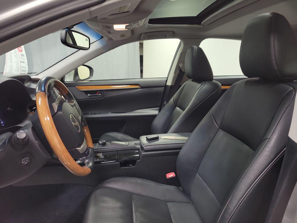 used 2014 Lexus ES 300h car, priced at $14,995
