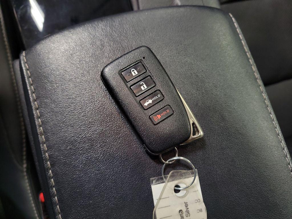 used 2014 Lexus ES 300h car, priced at $14,995